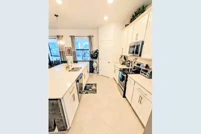 5639 N Honore Avenue #222, Sarasota, FL 34243 - Photo 9