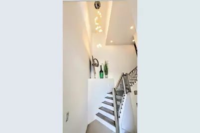 5639 N Honore Avenue #222, Sarasota, FL 34243 - Photo 3