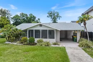 2126 Hyde Park St, Sarasota, FL 34239 - Photo 1