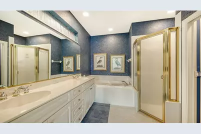 8224 Nice Way, Sarasota, FL 34238 - Photo 23