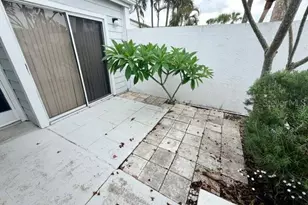 950 Waterside Ln, Bradenton, FL 34209 - Photo 5