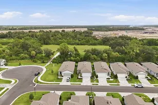 9410 Shorebird Ct, Parrish, FL 34219 - Photo 5