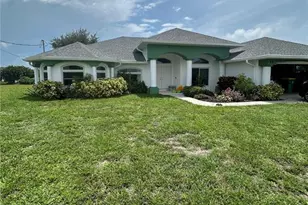 29 Fairway Rd, Rotonda West, FL 33947 - Photo 1