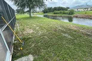 29 Fairway Rd, Rotonda West, FL 33947 - Photo 5