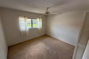 2536 Clubhouse Cir, Sarasota, FL 34232 - Photo 17