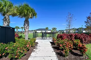 3551 74th Ave Circle E, Sarasota, FL 34243 - Photo 39