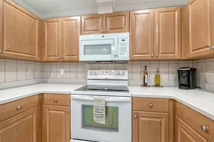 5621 Palm Aire Dr, Sarasota, FL 34243 - Photo 23