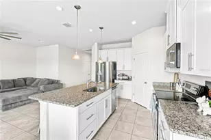 9916 Daybreak Glen, Parrish, FL 34219 - Photo 11