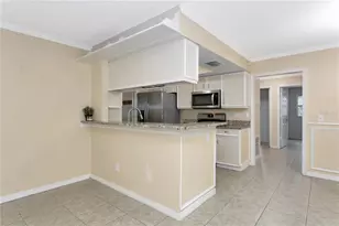 5680 25th St Cir E, Bradenton, FL 34203 - Photo 9