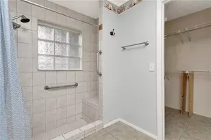 5680 25th St Cir E, Bradenton, FL 34203 - Photo 17