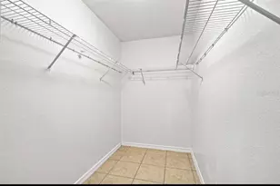 5717 E 11th Street E, Bradenton, FL 34203 - Photo 13