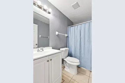 5717 E 11th Street E, Bradenton, FL 34203 - Photo 15