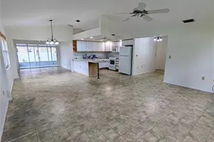 1315 8th St W, Palmetto, FL 34221 - Photo 7