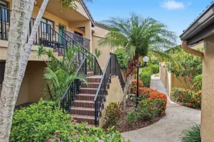 5652 Ashton Lake Dr, Sarasota, FL 34231 - Photo 3