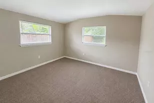 4200 Winthrop St, Sarasota, FL 34232 - Photo 11