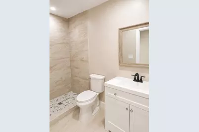 2103 45th Street Court E, Bradenton, FL 34208 - Photo 9