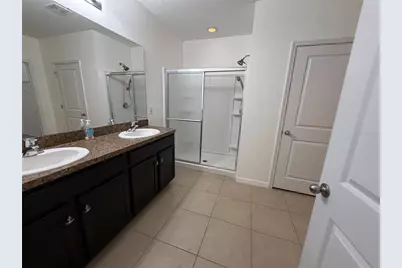 8106 Bilston Village Lane, Gibsonton, FL 33534 - Photo 13
