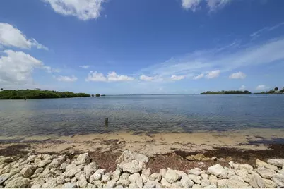 2104 Ohio Avenue, Bradenton, FL 34207 - Photo 35