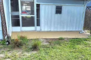 2104 Ohio Ave, Bradenton, FL 34207 - Photo 7