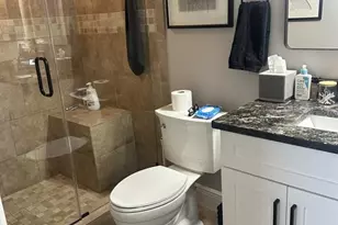 9425 Blind Pass Rd, Saint Petersburg, FL 33706 - Photo 17