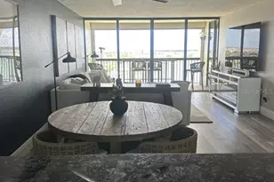 9425 Blind Pass Rd, Saint Petersburg, FL 33706 - Photo 5