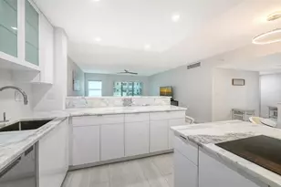 1150 Tarpon Center Dr, Venice, FL 34285 - Photo 7
