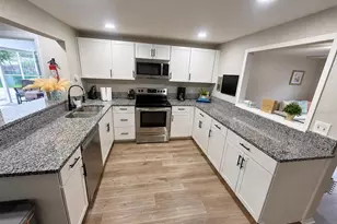 8628 Magnolia Dr, Seminole, FL 33777 - Photo 31
