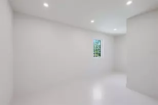 2596 Floyd St, Sarasota, FL 34239 - Photo 17
