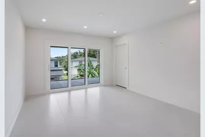 2596 Floyd Street, Sarasota, FL 34239 - Photo 21