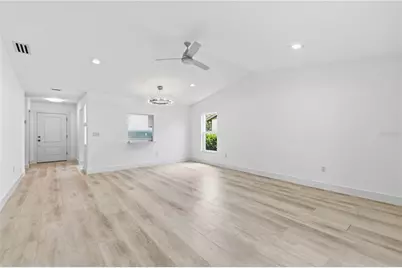4756 Oak Hill Drive #16, Sarasota, FL 34232 - Photo 9
