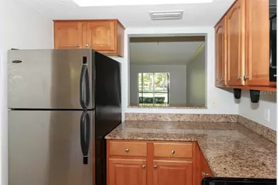 942 La Costa Circle #9, Sarasota, FL 34237 - Photo 7