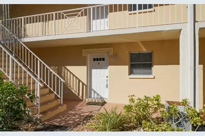 942 La Costa Circle #9, Sarasota, FL 34237 - Photo 1