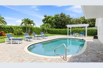 7780 Holiday Drive N, Sarasota, FL 34231 - Photo 41