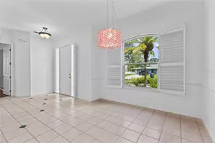 3732 Countryside Rd, Sarasota, FL 34233 - Photo 3