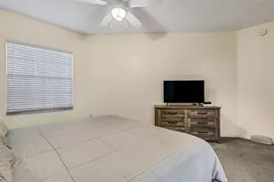 5601 Bentgrass Dr, Sarasota, FL 34235 - Photo 19