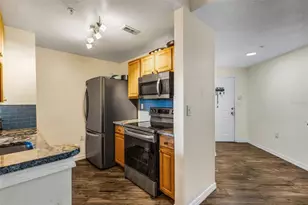 5601 Bentgrass Dr, Sarasota, FL 34235 - Photo 5