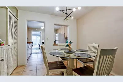 507 Madison Court, Sarasota, FL 34236 - Photo 5