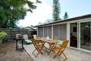507 Madison Ct, Sarasota, FL 34236 - Photo 17