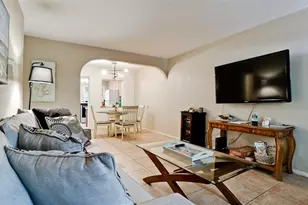 507 Madison Ct, Sarasota, FL 34236 - Photo 3