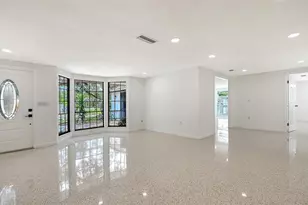 6711 S Lockwood Ridge Rd, Sarasota, FL 34231 - Photo 13