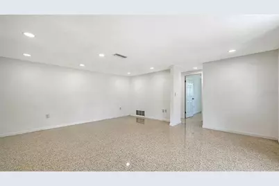 6711 S Lockwood Ridge Road, Sarasota, FL 34231 - Photo 15