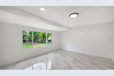 6711 S Lockwood Ridge Road, Sarasota, FL 34231 - Photo 21