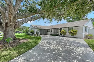 6711 S Lockwood Ridge Rd, Sarasota, FL 34231 - Photo 3