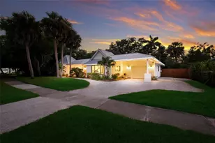 4875 Brywill Cir, Sarasota, FL 34234 - Photo 3