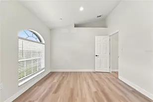 2405 Appaloosa Cir, Sarasota, FL 34240 - Photo 9