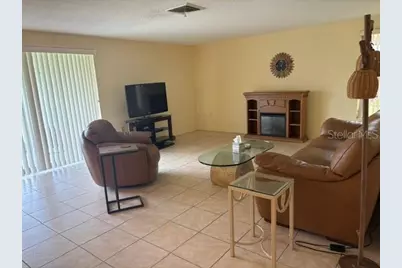 2450 Terry Ln, Sarasota, FL 34231 - Photo 5