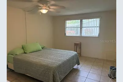 2450 Terry Ln, Sarasota, FL 34231 - Photo 13