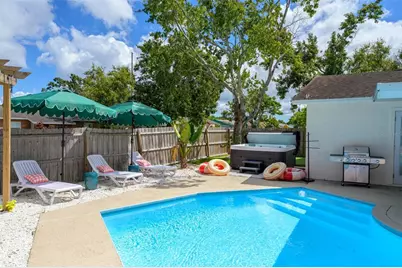 7957 Cottonwoode Drive, Largo, FL 33773 - Photo 23