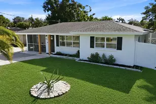 6103 Carlton Ave, Sarasota, FL 34231 - Photo 1