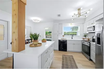 6103 Carlton Avenue, Sarasota, FL 34231 - Photo 17